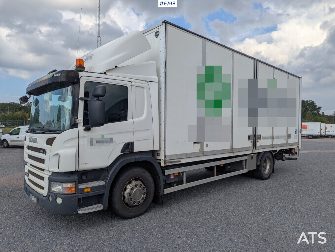 Box Truck Scania P280 4X2 with tail lift - Грузовик с закрытым кузовом: фото 1 Box Truck Scania P280 4X2 with tail lift - Грузовик с закрытым кузовом: фото 1