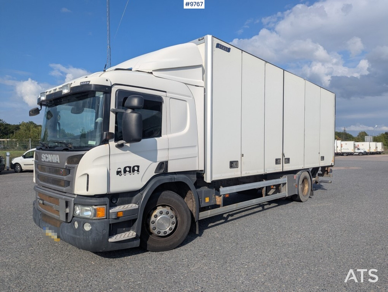 Box Truck Scania P320 4X2 with tail lift - Грузовик с закрытым кузовом: фото 1 Box Truck Scania P320 4X2 with tail lift - Грузовик с закрытым кузовом: фото 1