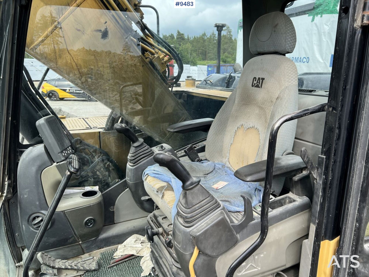 CAT 320 D with attachments (VIDEO) - Гусеничный экскаватор: фото 4 CAT 320 D with attachments (VIDEO) - Гусеничный экскаватор: фото 4