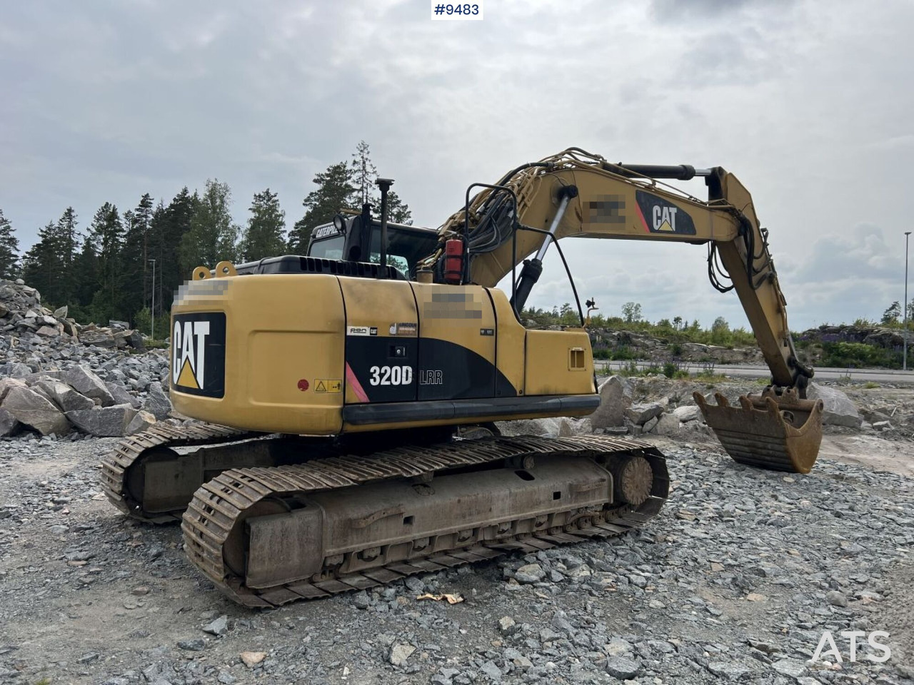 CAT 320 D with attachments (VIDEO) - Гусеничный экскаватор: фото 2 CAT 320 D with attachments (VIDEO) - Гусеничный экскаватор: фото 2