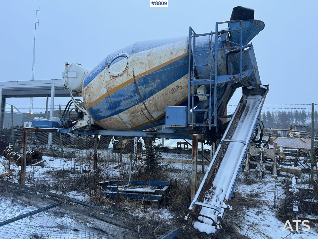 Concrete rotator 6 m3 with Laxo attachment - Барабан смесительный: фото 1 Concrete rotator 6 m3 with Laxo attachment - Барабан смесительный: фото 1