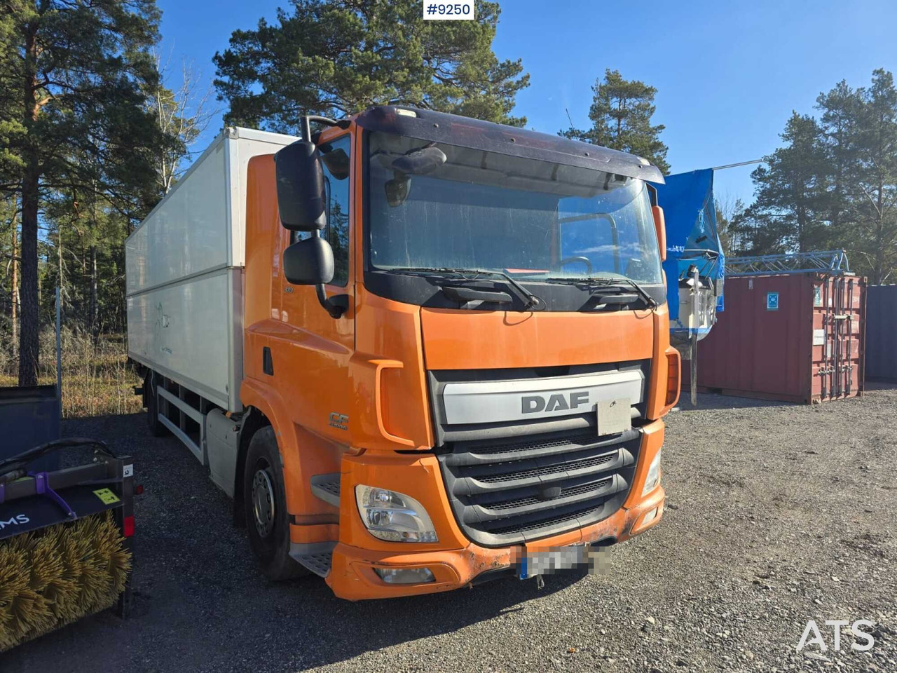 DAF CF 370Y Box truck, Height adjustable box - Грузовик с закрытым кузовом: фото 2 DAF CF 370Y Box truck, Height adjustable box - Грузовик с закрытым кузовом: фото 2
