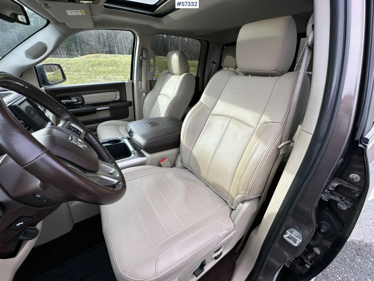 Dodge Ram 1500 Laramie, gasoline, serviced. - Пикап: фото 3 Dodge Ram 1500 Laramie, gasoline, serviced. - Пикап: фото 3