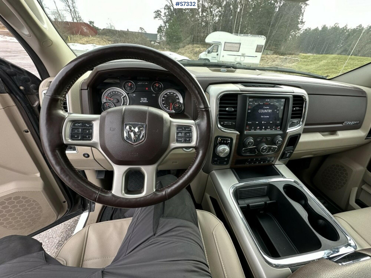 Dodge Ram 1500 Laramie, gasoline, serviced. - Пикап: фото 4 Dodge Ram 1500 Laramie, gasoline, serviced. - Пикап: фото 4