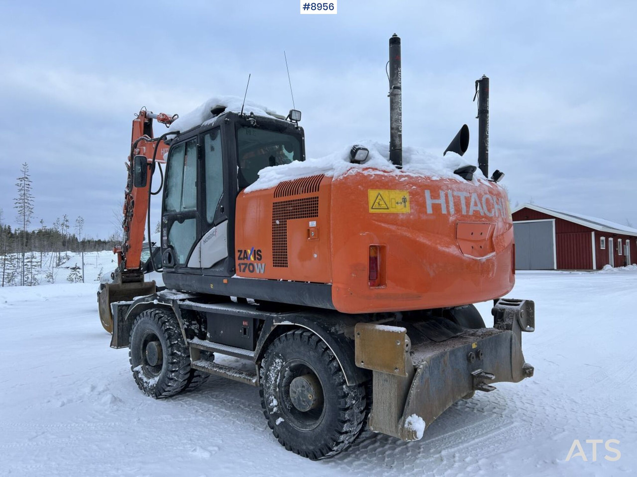 Hitachi ZX 170 W Wheeled excavator with tipper wagon and attachments - Колёсный экскаватор: фото 4 Hitachi ZX 170 W Wheeled excavator with tipper wagon and attachments - Колёсный экскаватор: фото 4