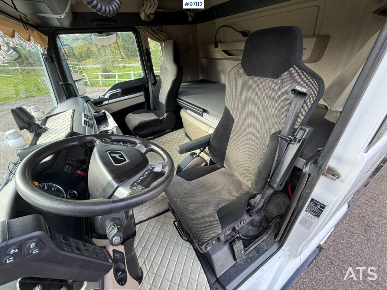 Hooklift Truck MAN TGX 26.500 6X2 - Крюковой мультилифт: фото 5 Hooklift Truck MAN TGX 26.500 6X2 - Крюковой мультилифт: фото 5