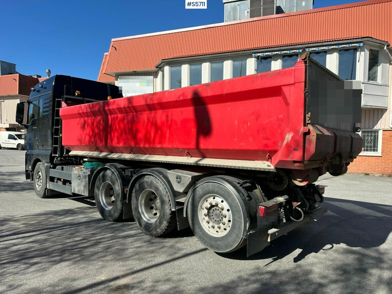 MAN TGX 35.480 8x4 Tridem Hook Truck, See video - Крюковой мультилифт: фото 3 MAN TGX 35.480 8x4 Tridem Hook Truck, See video - Крюковой мультилифт: фото 3