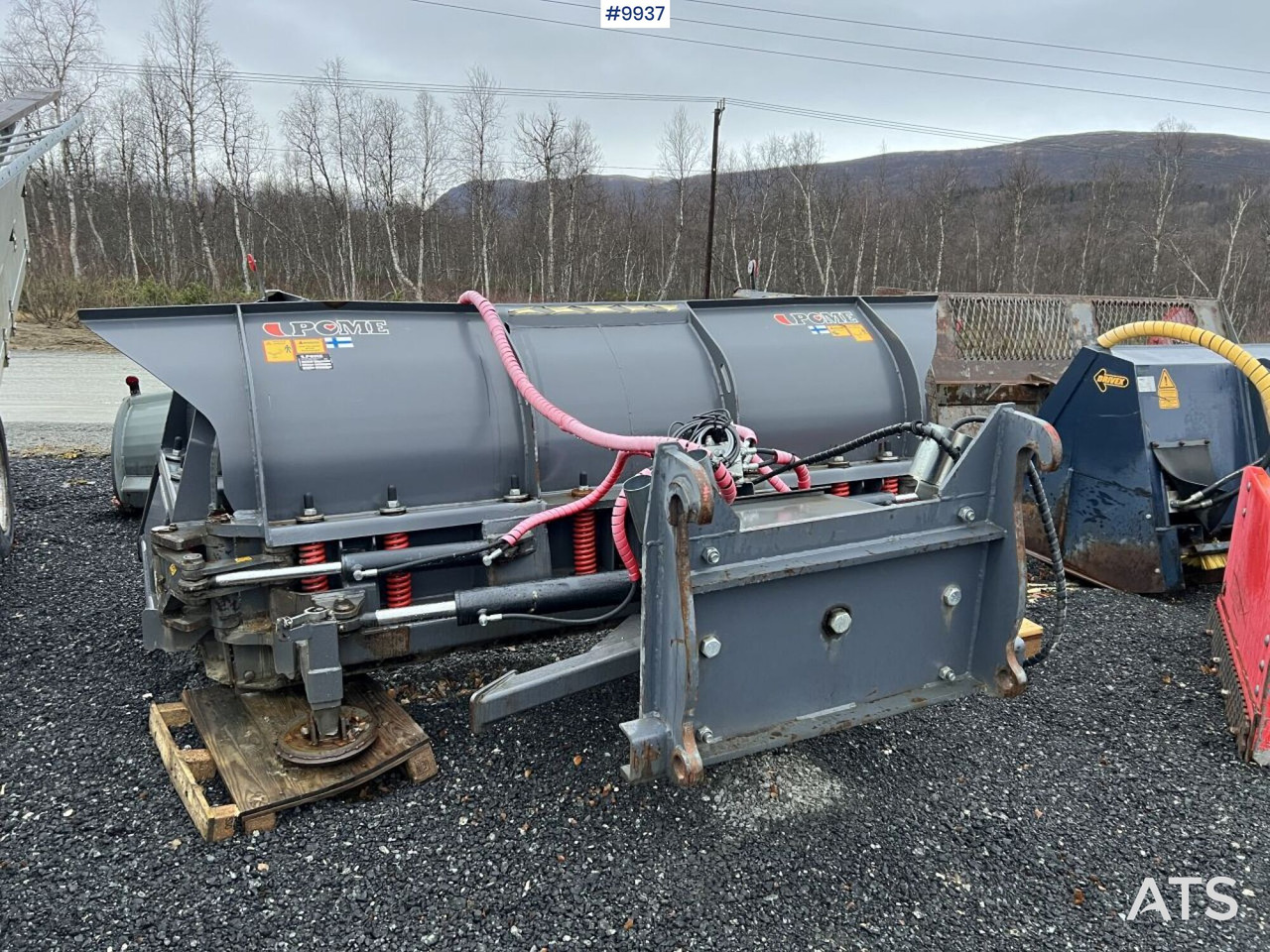 Plow Pome JETI/ Volvo, Large BM - Отвал для снега: фото 3 Plow Pome JETI/ Volvo, Large BM - Отвал для снега: фото 3