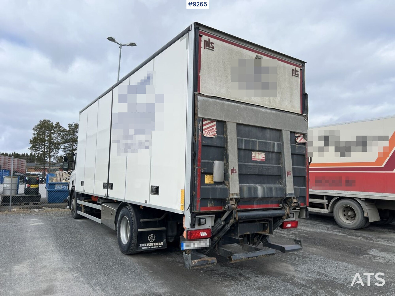 Scania P250 Box truck with tailgate lift - Грузовик с закрытым кузовом: фото 3 Scania P250 Box truck with tailgate lift - Грузовик с закрытым кузовом: фото 3