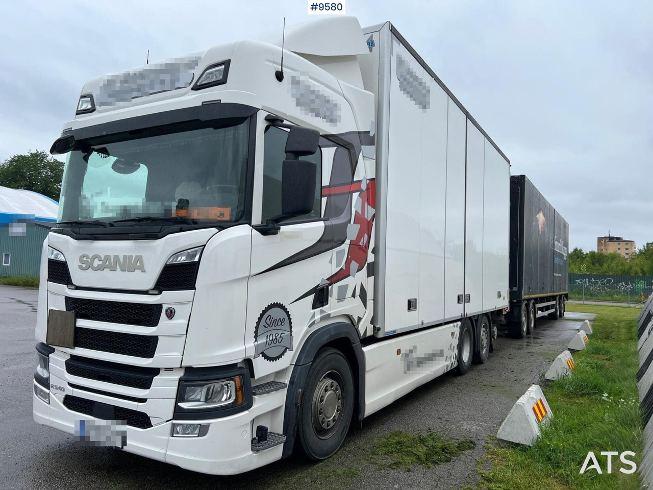 Scania R540 Box truck with trailer - Грузовик с закрытым кузовом: фото 1 Scania R540 Box truck with trailer - Грузовик с закрытым кузовом: фото 1