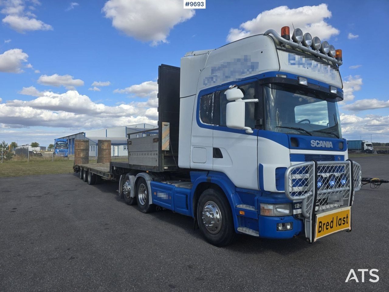 Scania dragbil med maskintrailer - Тягач, Полуприцеп-автовоз: фото 2 Scania dragbil med maskintrailer - Тягач, Полуприцеп-автовоз: фото 2