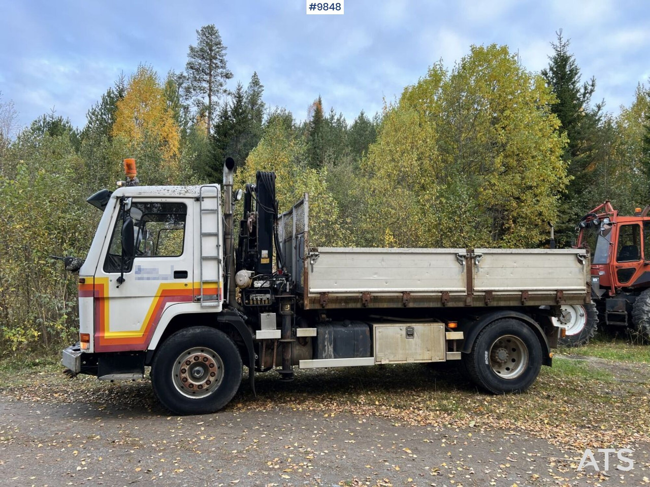 VOLVO FL7 4X2 Crane truck/Dump truck with Hiab071 crane - Самосвал, Автоманипулятор: фото 3 VOLVO FL7 4X2 Crane truck/Dump truck with Hiab071 crane - Самосвал, Автоманипулятор: фото 3