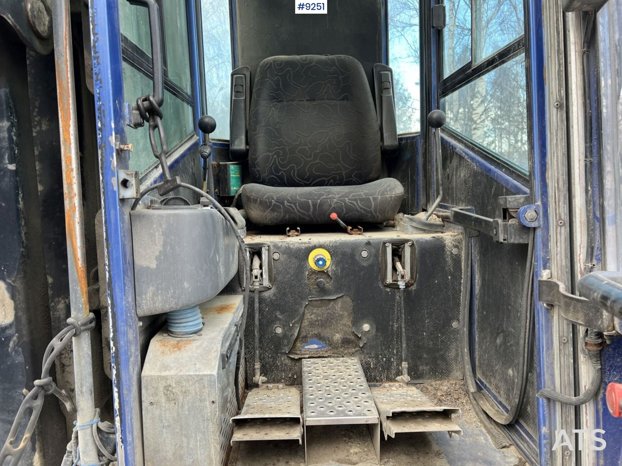 Volvo FH 16 6*4 Logging truck with crane лизинг Volvo FH 16 6*4 Logging truck with crane: фото 6