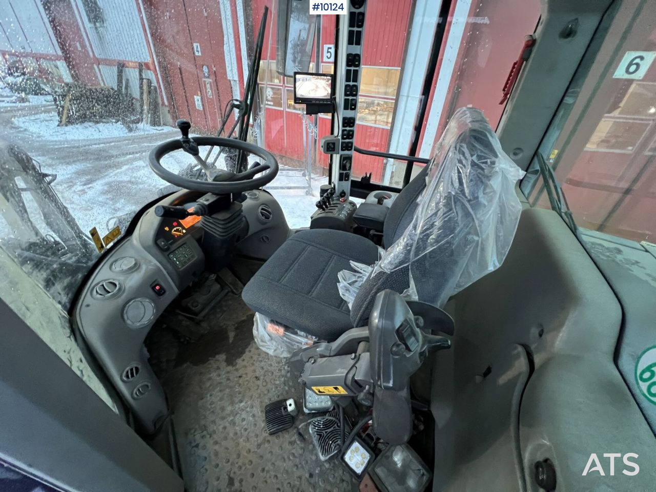 Volvo L90 F Wheel Loader with Bucket (VIDEO) - Колёсный погрузчик: фото 5 Volvo L90 F Wheel Loader with Bucket (VIDEO) - Колёсный погрузчик: фото 5