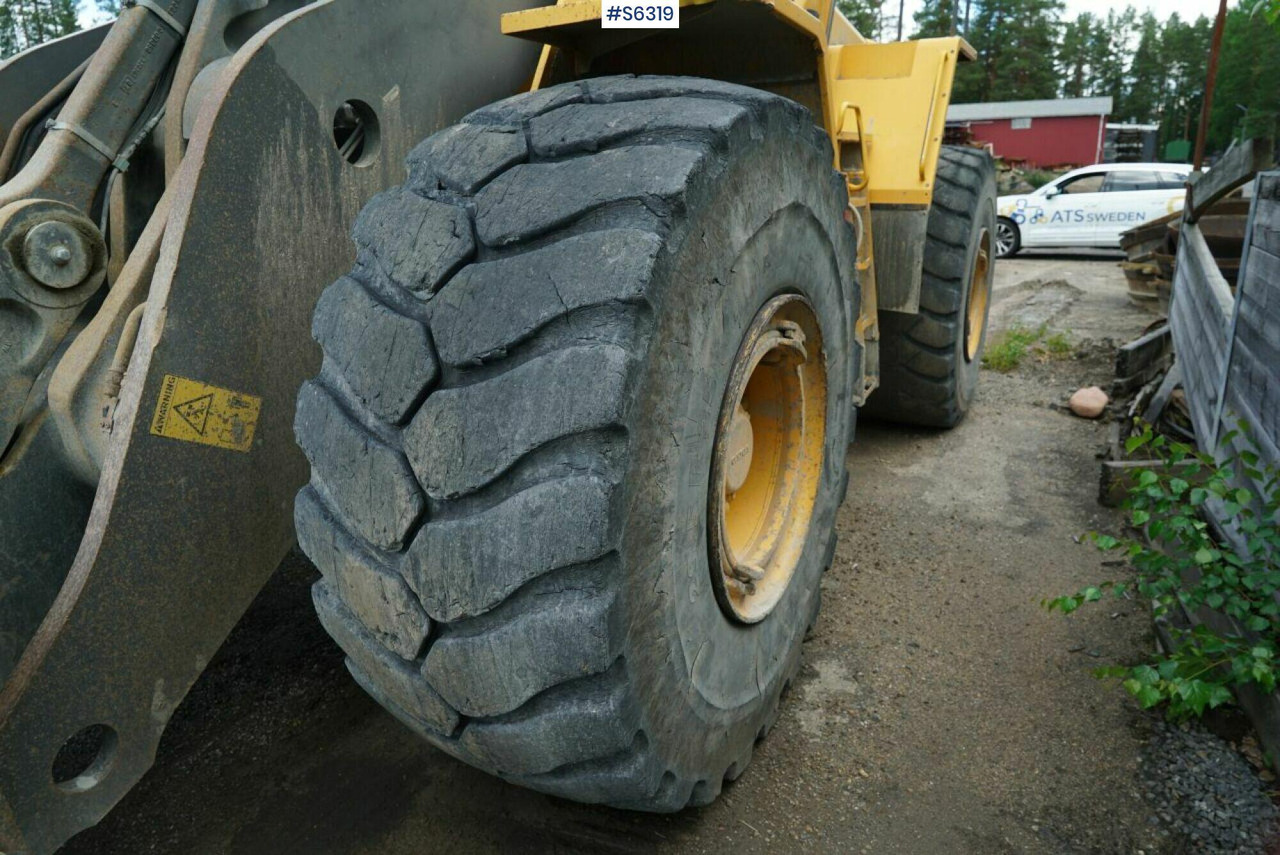 WHEEL LOADER VOLVO L220 F - Колёсный погрузчик: фото 3 WHEEL LOADER VOLVO L220 F - Колёсный погрузчик: фото 3