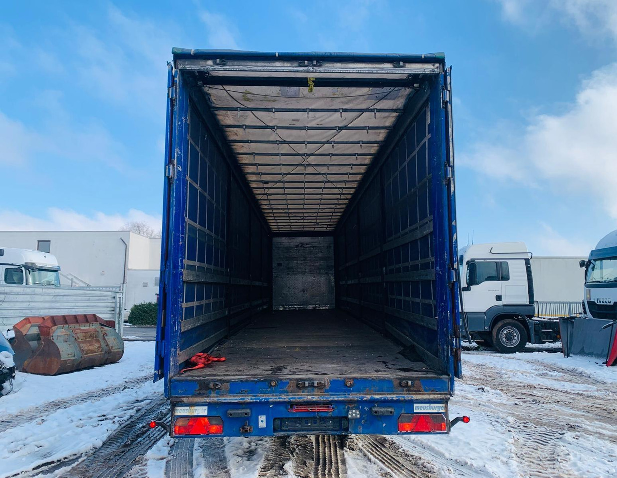 Meusburger MPS-3 MEGA|Edscha|Tautliner|Rampen - Тентованный полуприцеп: фото 3 Meusburger MPS-3 MEGA|Edscha|Tautliner|Rampen - Тентованный полуприцеп: фото 3