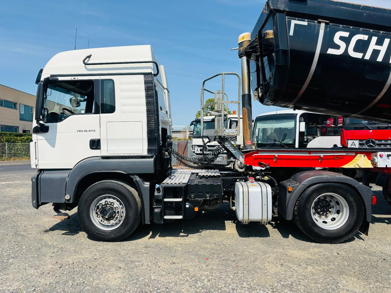 MAN TGS 18.470 *4x4HydroDrive/Pritader/Hydr./ACC - Тягач: фото 5 MAN TGS 18.470 *4x4HydroDrive/Pritader/Hydr./ACC - Тягач: фото 5