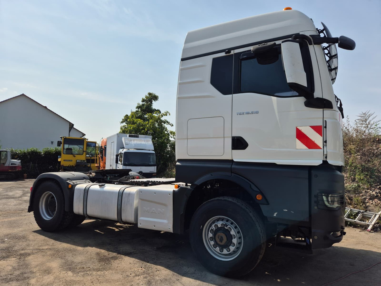 MAN TGX 18.510 BL 4x4 HydroDrive *Pritader/Hydr./ACC - Тягач: фото 2 MAN TGX 18.510 BL 4x4 HydroDrive *Pritader/Hydr./ACC - Тягач: фото 2