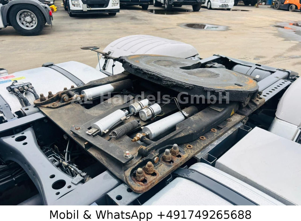 Тягач Scania R520 V8 TopLine LL Low *Retarder/Hubsattel/ACC: фото 11 Тягач Scania R520 V8 TopLine LL Low *Retarder/Hubsattel/ACC: фото 11