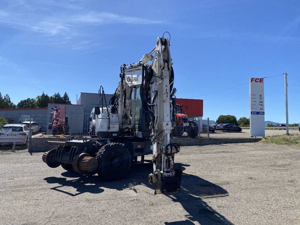 ACX DOOSAN 23 R-R 1er Main a réparer endommagée - Колёсный экскаватор: фото 3 ACX DOOSAN 23 R-R 1er Main a réparer endommagée - Колёсный экскаватор: фото 3