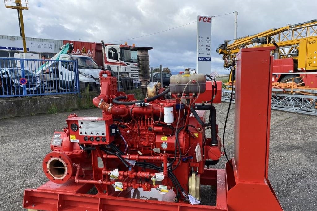 Clark DPL 60 - Техника для полива и орошения: фото 2 Clark DPL 60 - Техника для полива и орошения: фото 2