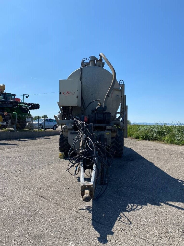 Fliegl WFG10100/Châssis Porteur-Citerne 24000Litres - Сельскохозяйственный прицеп: фото 2 Fliegl WFG10100/Châssis Porteur-Citerne 24000Litres - Сельскохозяйственный прицеп: фото 2