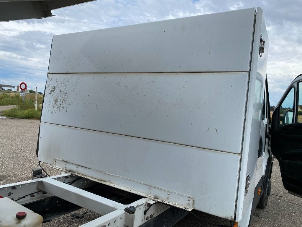 Малотоннажный самосвал, Грузопассажирский фургон Iveco DAILY 35-140 C14 2.3D/140 / JPM VULCAIN endommagé: фото 44 Малотоннажный самосвал, Грузопассажирский фургон Iveco DAILY 35-140 C14 2.3D/140 / JPM VULCAIN endommagé: фото 44