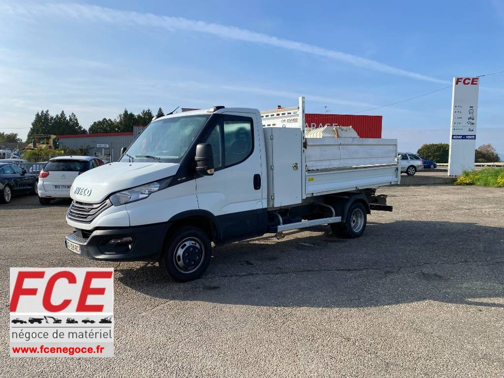 Iveco DAILY 35-180/35C18 3.0-180 M/Jet endommagé - Малотоннажный бортовой грузовик: фото 1 Iveco DAILY 35-180/35C18 3.0-180 M/Jet endommagé - Малотоннажный бортовой грузовик: фото 1