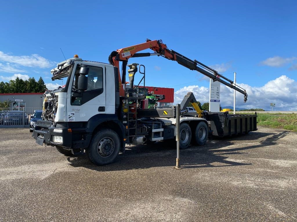Iveco TRAKKER 410/EEV -PALFINGER PK13001-T18 endommagé - Крюковой мультилифт: фото 4 Iveco TRAKKER 410/EEV -PALFINGER PK13001-T18 endommagé - Крюковой мультилифт: фото 4