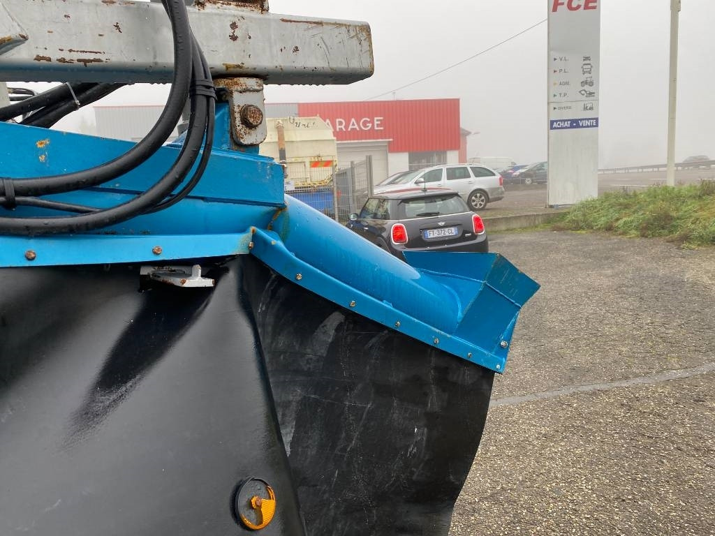 Разбрасыватель удобрений MDM RE 813 Origine Française endommagé: фото 10