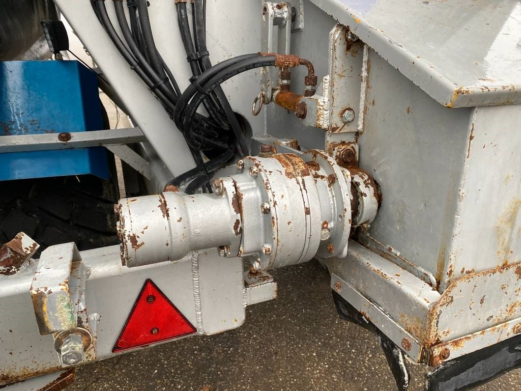 Разбрасыватель удобрений MDM RE 813 Origine Française endommagé: фото 40