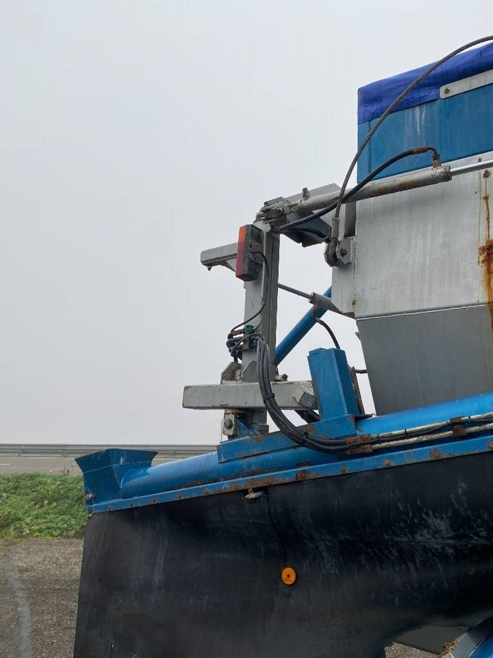 Разбрасыватель удобрений MDM RE 813 Origine Française endommagé: фото 49