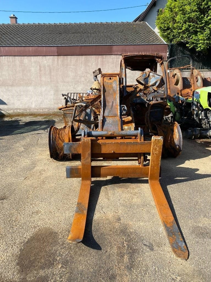 Manitou MLT 737 endommagé - Телескопический погрузчик: фото 2 Manitou MLT 737 endommagé - Телескопический погрузчик: фото 2