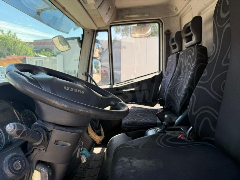 Iveco 120E22 CAISSE FRIGO HAYON - Рефрижератор: фото 4 Iveco 120E22 CAISSE FRIGO HAYON - Рефрижератор: фото 4