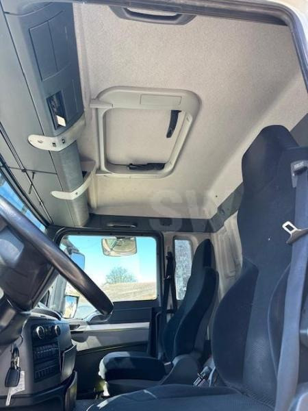 MAN TGS 18.440 SAVOYARDE - Тентованный грузовик: фото 4 MAN TGS 18.440 SAVOYARDE - Тентованный грузовик: фото 4