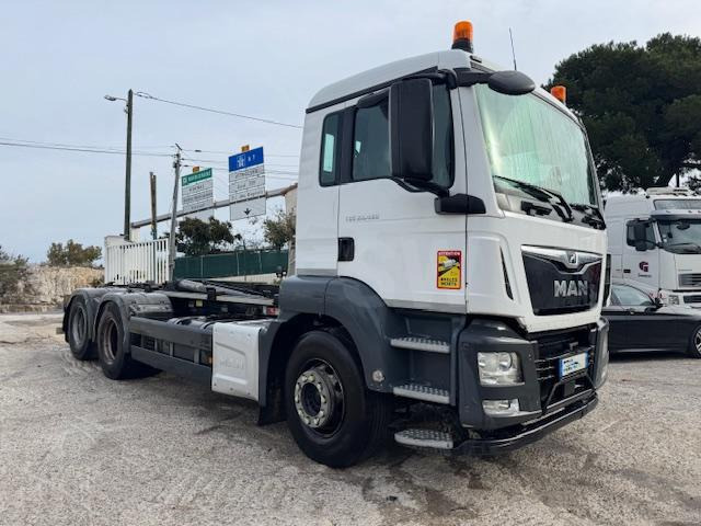 MAN TGS 28.460 AMPIROLL - Крюковой мультилифт: фото 2 MAN TGS 28.460 AMPIROLL - Крюковой мультилифт: фото 2