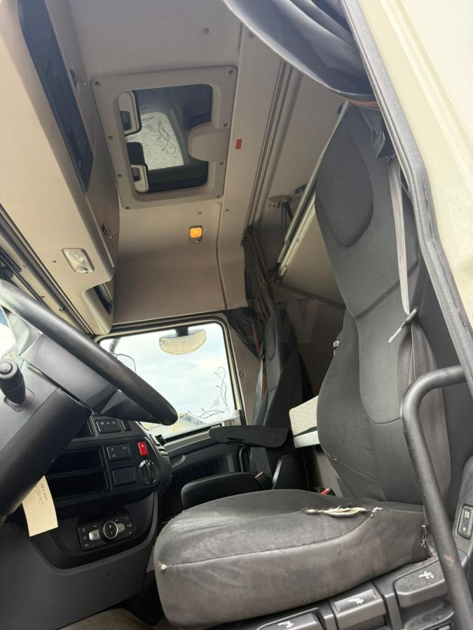 Тягач DAF XF 480: фото 6 Тягач DAF XF 480: фото 6