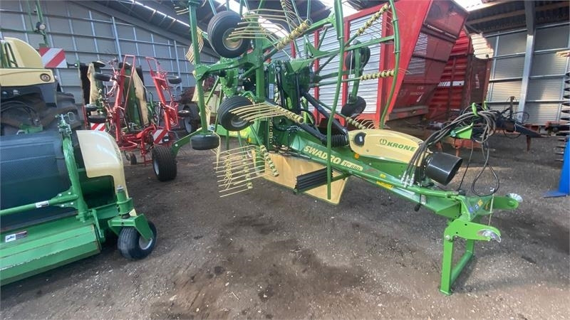 Krone SWADRO TC880 rive Plus - Сеноворошилка: фото 1 Krone SWADRO TC880 rive Plus - Сеноворошилка: фото 1