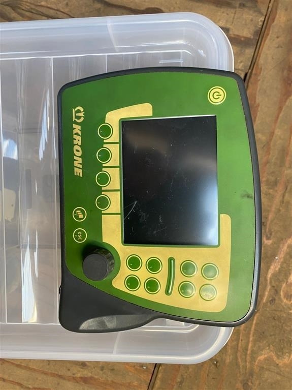 Krone Swadro 1400 - Сеноворошилка: фото 5 Krone Swadro 1400 - Сеноворошилка: фото 5