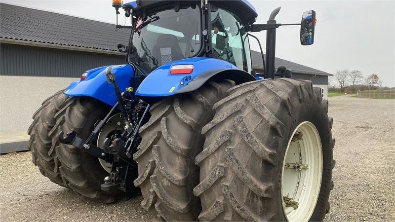New Holland T7.270 AutoCommand T7.270 - Трактор: фото 4 New Holland T7.270 AutoCommand T7.270 - Трактор: фото 4