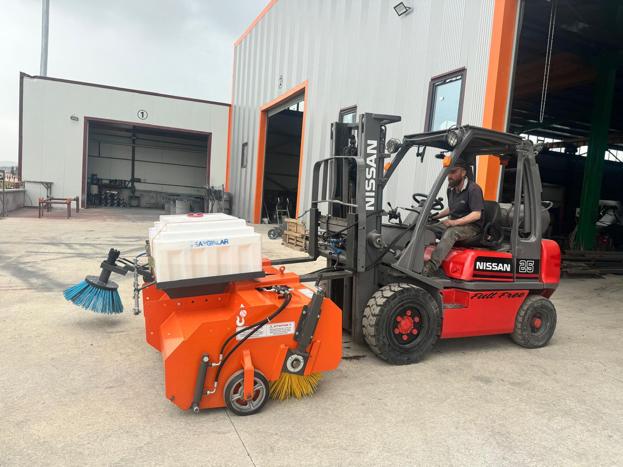 Новый Щетка для Вилочных погрузчиков SAYGINLAR FORKLIFT MOUNTED ROAD SWEEPER: фото 8
