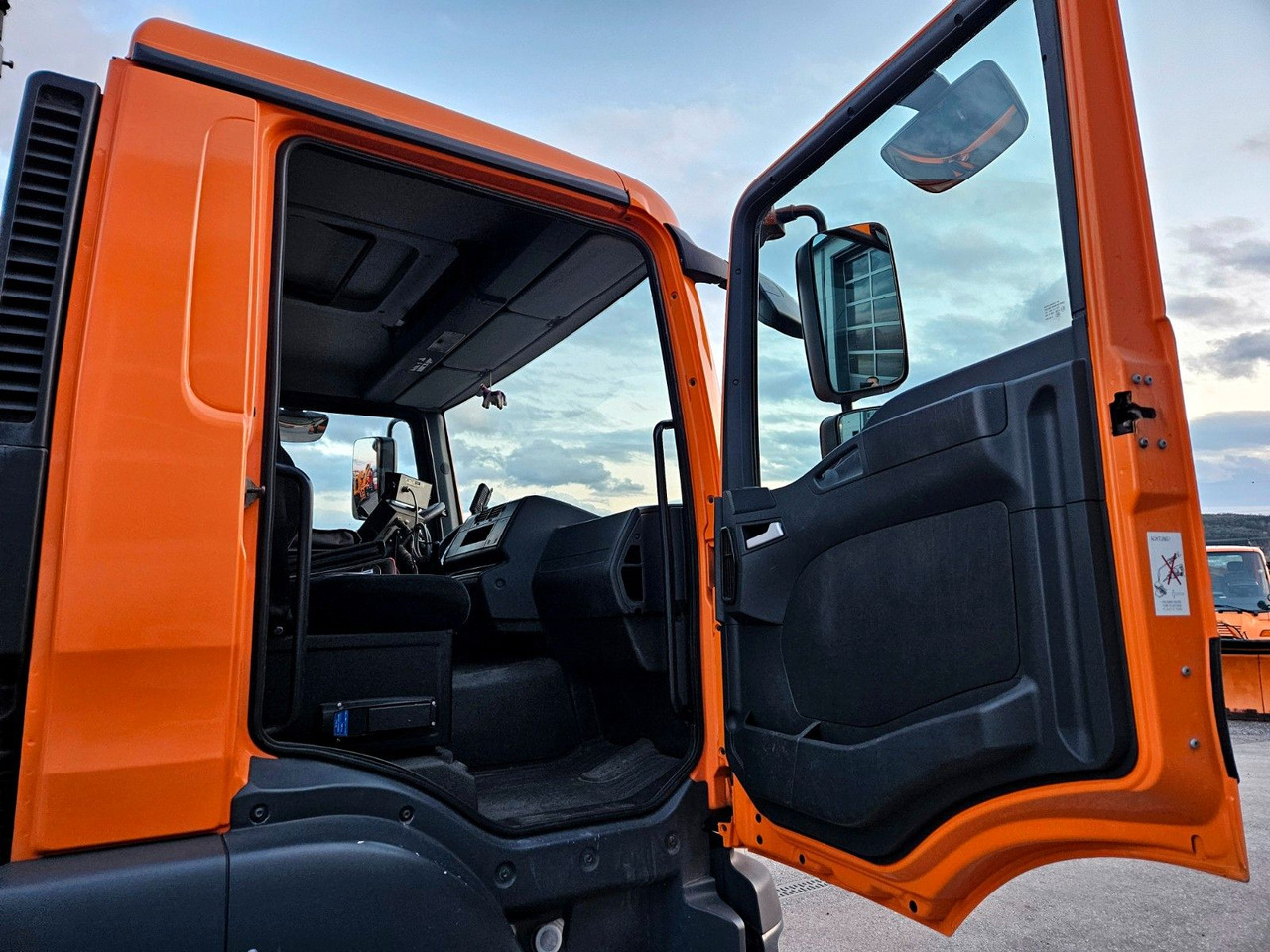 Новый Самосвал, Автоманипулятор MAN TGM 18.340 4x4 Palfinger PK12001 EH  Kran Euro5: фото 21