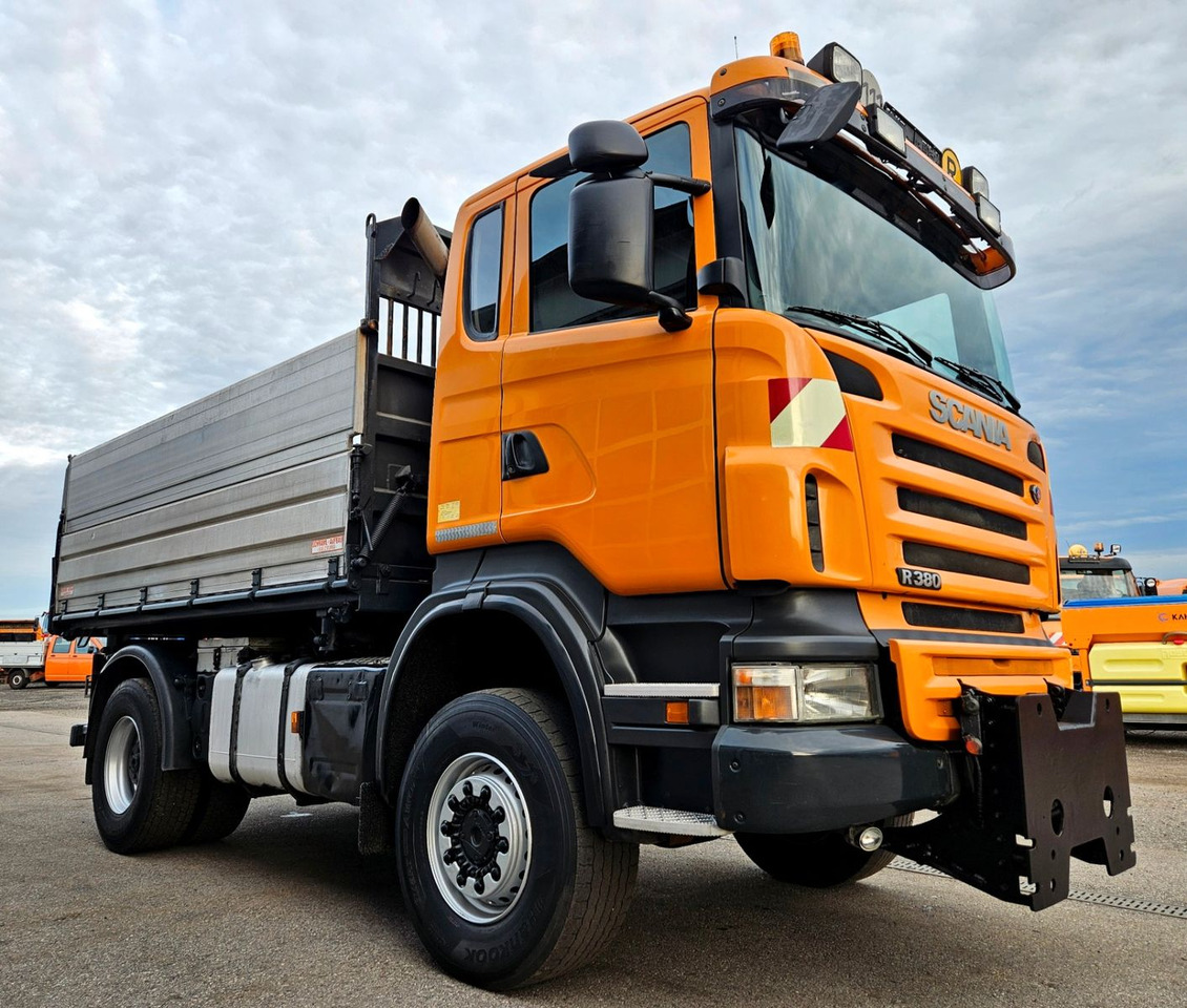 Scania R380 4x4 Winterdienst Euro4 - Самосвал: фото 1 Scania R380 4x4 Winterdienst Euro4 - Самосвал: фото 1