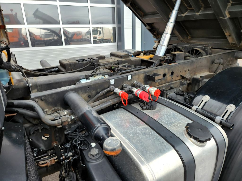 Самосвал Unimog U300 Agrar Euro5 Hydrostat Variopilot: фото 11