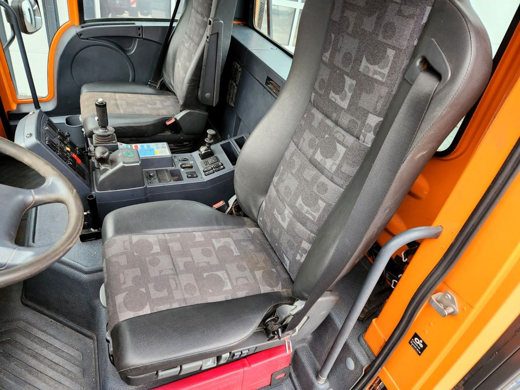 Самосвал Unimog U300 Agrar Euro5 Hydrostat Variopilot: фото 9