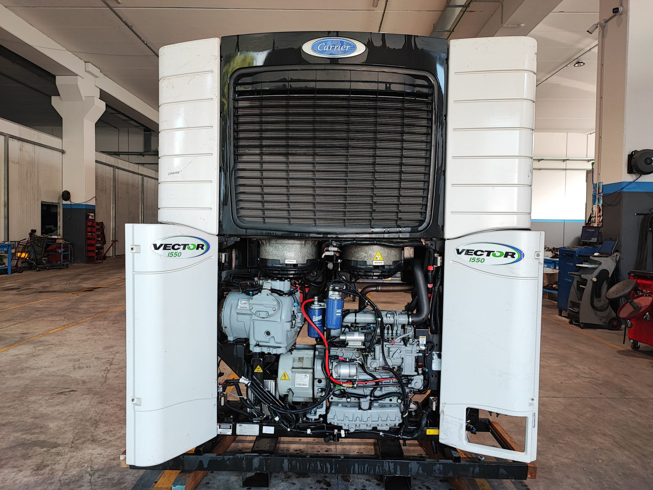 Motore Frigo Carrier Vector 1550 - Холодильная установка: фото 1 Motore Frigo Carrier Vector 1550 - Холодильная установка: фото 1