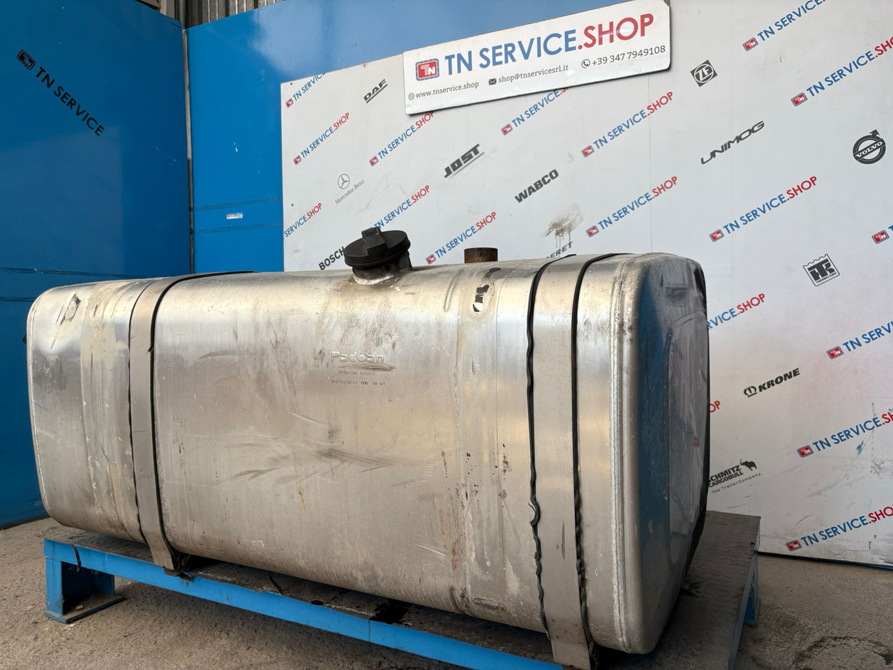 Serbatoio gasolio Iveco - Топливный бак для Лёгких коммерческих автомобилей: фото 2 Serbatoio gasolio Iveco - Топливный бак для Лёгких коммерческих автомобилей: фото 2