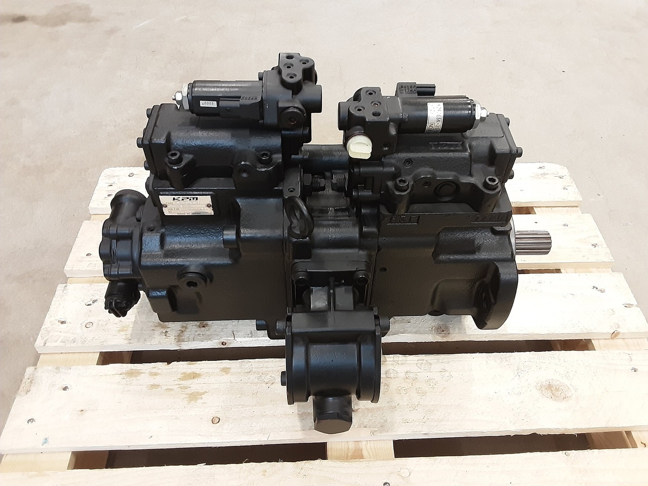 Kawasaki K7V63DTP174R-0E23-PVD - Гидравлический насос для Гусеничных экскаваторов: фото 3 Kawasaki K7V63DTP174R-0E23-PVD - Гидравлический насос для Гусеничных экскаваторов: фото 3