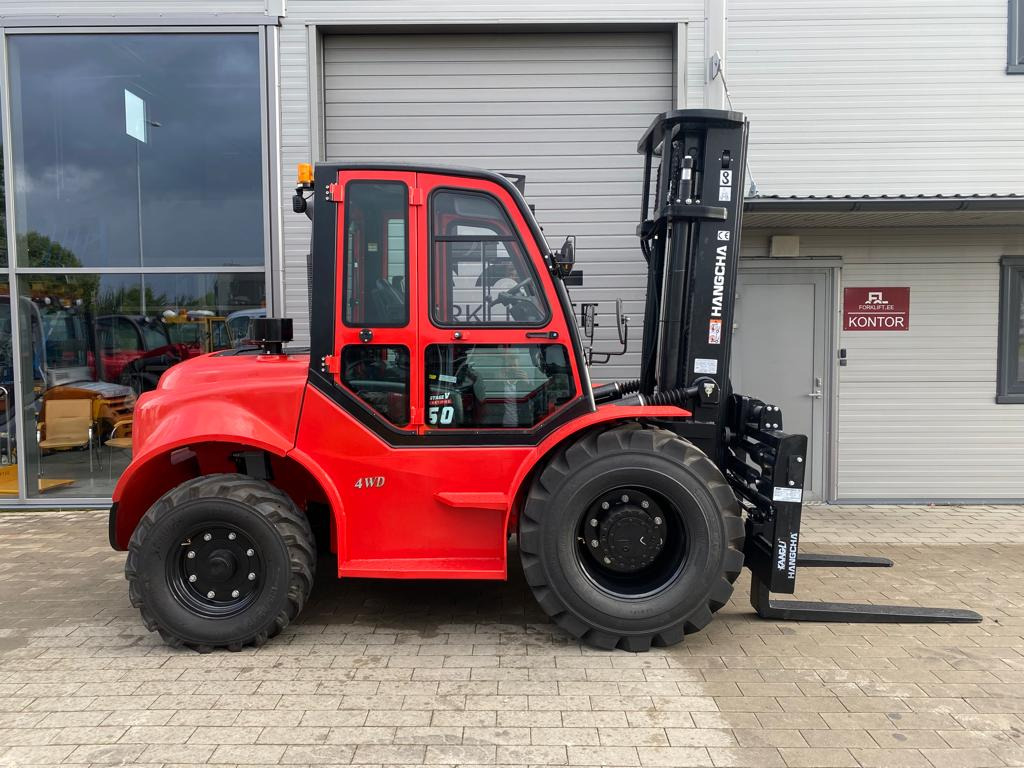 HC CPCD50-XW95E-RT2 - Внедорожный погрузчик: фото 3 HC CPCD50-XW95E-RT2 - Внедорожный погрузчик: фото 3