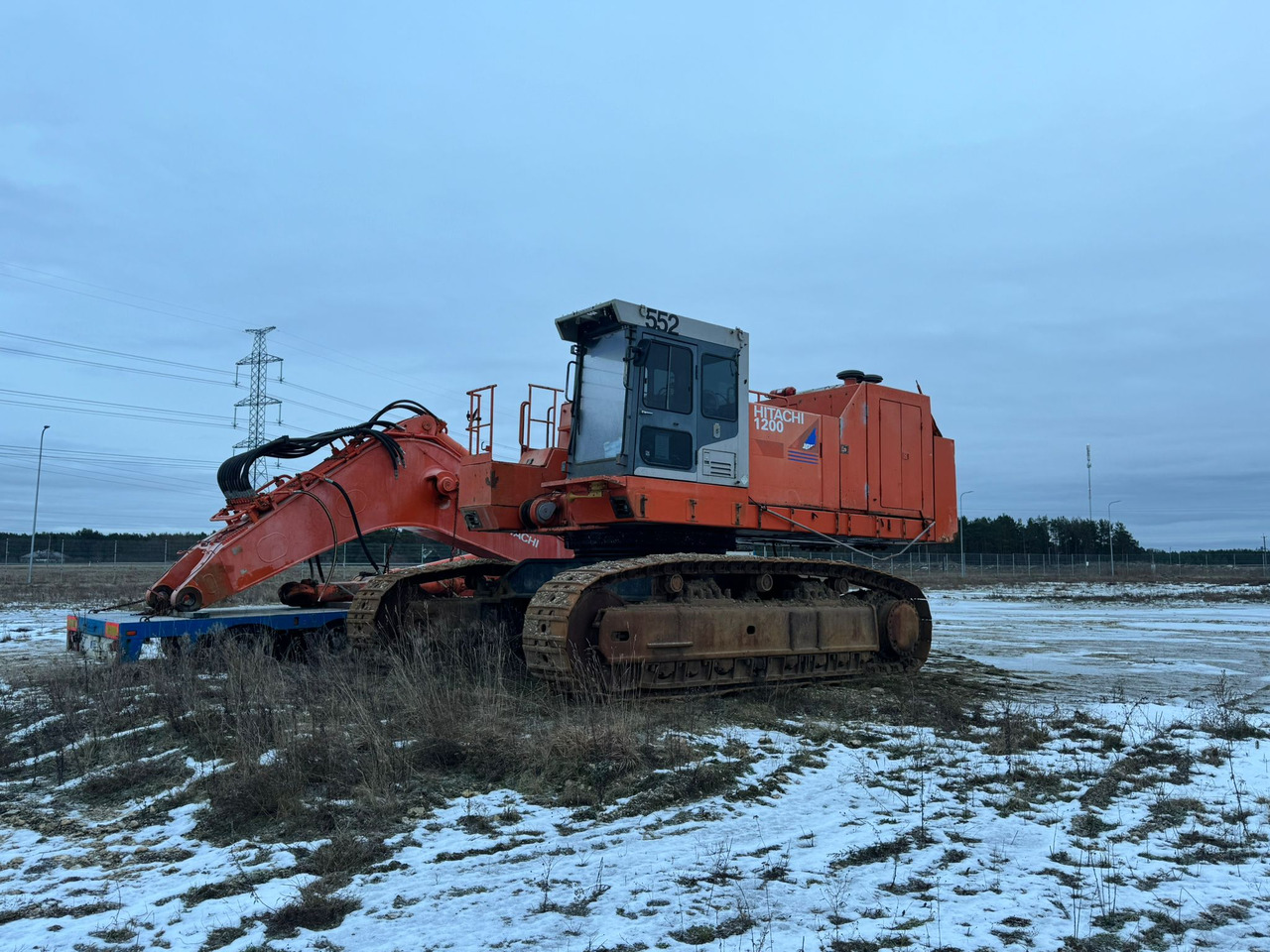 Hitachi EX1200-5D - Гусеничный экскаватор: фото 1 Hitachi EX1200-5D - Гусеничный экскаватор: фото 1